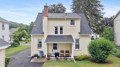 This cozy 2-bedroom, 1.5 bath home has so much to offer! Located on En-Joie Golf Course in New York - for sale on GolfHomes.com, golf home, golf lot