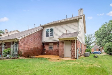 2 Bedrooms/2.5 Baths Zero Lot-Line; low maintenance; right next on Windyke Country Club in Tennessee - for sale on GolfHomes.com, golf home, golf lot