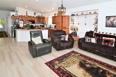 Spacious  Well-Maintained Home Near Pueblo West Golf Course! on Desert Hawk At Pueblo West in Colorado - for sale on GolfHomes.com, golf home, golf lot