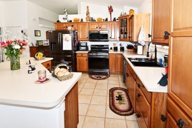 Spacious  Well-Maintained Home Near Pueblo West Golf Course! on Desert Hawk At Pueblo West in Colorado - for sale on GolfHomes.com, golf home, golf lot
