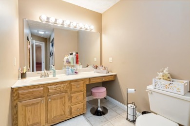 LOCATION!! STUNNING home in Hunting Creek Subdivision, London on London Country Club in Kentucky - for sale on GolfHomes.com, golf home, golf lot