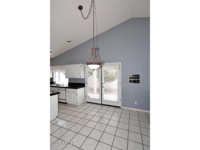 Welcome home to the all-inclusive Sun Lakes Community! This 2300 on Palo Verde Golf and Country Club in Arizona - for sale on GolfHomes.com, golf home, golf lot