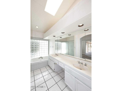 Welcome home to the all-inclusive Sun Lakes Community! This 2300 on Palo Verde Golf and Country Club in Arizona - for sale on GolfHomes.com, golf home, golf lot