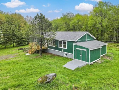 Completely Renovated 4BR/3BA Home in Amenity-Rich Community!
 on The Hideout Golf in Pennsylvania - for sale on GolfHomes.com, golf home, golf lot