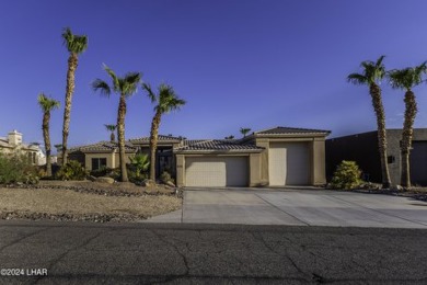 Welcome to your dream home!  This spacious property offers the on London Bridge Golf Course in Arizona - for sale on GolfHomes.com, golf home, golf lot