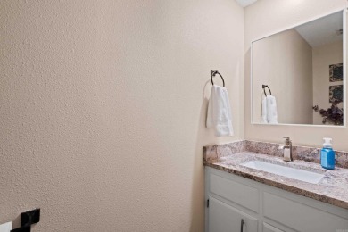 Beautiful Townhome on De Soto Golf Course - Fully Furnished on DeSoto Golf Course in Arkansas - for sale on GolfHomes.com, golf home, golf lot