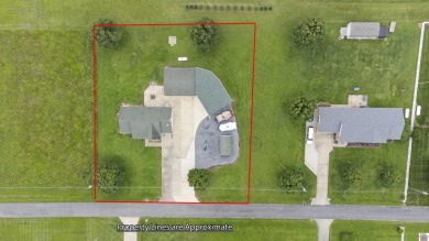 Perfect turn-key starter home or ideal for downsizing! Enjoy on Calvert City Golf and Country Club in Kentucky - for sale on GolfHomes.com, golf home, golf lot