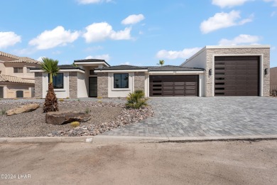 This beautiful home truly has it all! Located in the residential on London Bridge Golf Course in Arizona - for sale on GolfHomes.com, golf home, golf lot