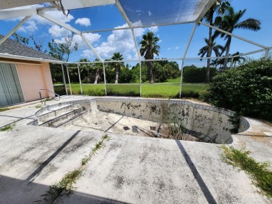 Investor Alert - Prime Location!
Situated in the highly on Rotonda Golf and Country Club - Long Marsh  in Florida - for sale on GolfHomes.com, golf home, golf lot