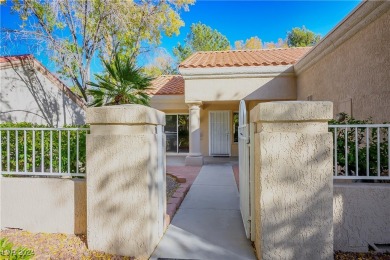 Stunningly updated 2-bedroom, 2-bathroom Carlsbad model townhome on Palm Valley Golf Course in Nevada - for sale on GolfHomes.com, golf home, golf lot