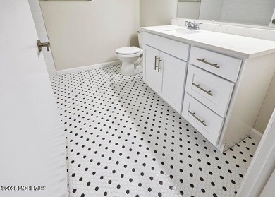 Welcome to Leisure Village West! This renovated unit one of the on Leisure Village West Assoc. in New Jersey - for sale on GolfHomes.com, golf home, golf lot