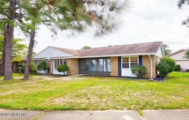Welcome to Leisure Village West! This renovated unit one of the on Leisure Village West Assoc. in New Jersey - for sale on GolfHomes.com, golf home, golf lot