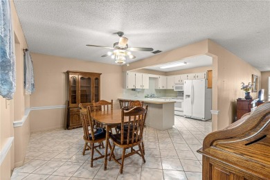 Easy to show. Well maintained End unit Newport. Villa features on On Top of the World Golf Course in Florida - for sale on GolfHomes.com, golf home, golf lot