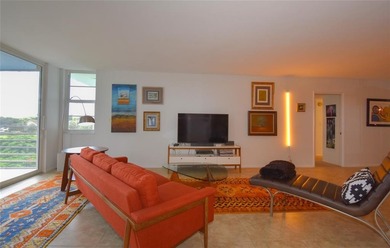 Top-Floor Gem Priced to Sell!
This partially updated top-floor on Oaks Country Club in Florida - for sale on GolfHomes.com, golf home, golf lot