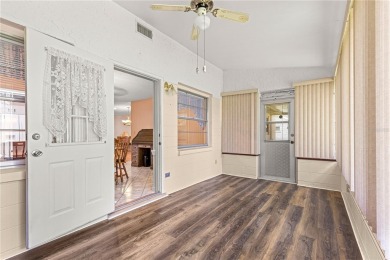 Easy to show. Well maintained End unit Newport. Villa features on On Top of the World Golf Course in Florida - for sale on GolfHomes.com, golf home, golf lot