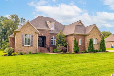 Ready for luxury living in this beautifully maintained 5-bedroom on Country Club of Paducah in Kentucky - for sale on GolfHomes.com, golf home, golf lot