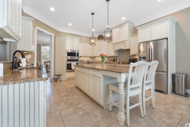 Ready for luxury living in this beautifully maintained 5-bedroom on Country Club of Paducah in Kentucky - for sale on GolfHomes.com, golf home, golf lot