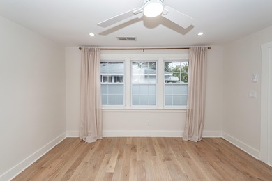 ''Santa Baby''; the perfect charming Terrace Cottage; Under the on Charleston Municipal Golf Course in South Carolina - for sale on GolfHomes.com, golf home, golf lot