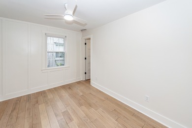 ''Santa Baby''; the perfect charming Terrace Cottage; Under the on Charleston Municipal Golf Course in South Carolina - for sale on GolfHomes.com, golf home, golf lot