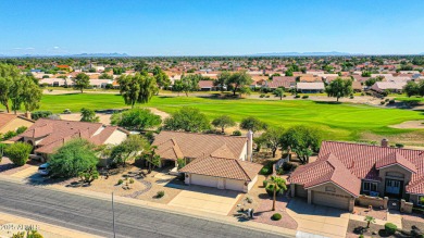 Located on the 6th green of Trail Ridge CG, on an idyllic street on Trail Ridge Golf Course in Arizona - for sale on GolfHomes.com, golf home, golf lot