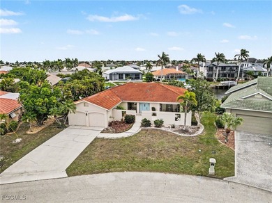 PRIME WATERFRONT LOCATION IN PUNTA GORDA ISLES! An AMAZING PRICE on Saint Andrews South Golf Club in Florida - for sale on GolfHomes.com, golf home, golf lot