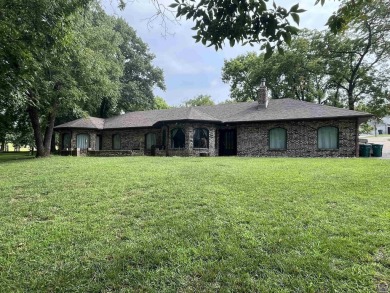 Rare opportunity to have 1.10 acres (5 lots) off of hole #15 on on Lake Perry Country Club in Kansas - for sale on GolfHomes.com, golf home, golf lot