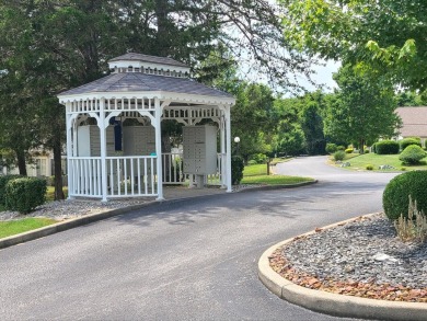 3 bedroom 2 full bath villa, split floor plan, stone fireplace on Woodson Bend Resort in Kentucky - for sale on GolfHomes.com, golf home, golf lot