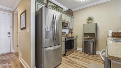 This beautifully updated 2-bedroom, 2-bath condo offers the on Holiday Golf Club in Florida - for sale on GolfHomes.com, golf home, golf lot