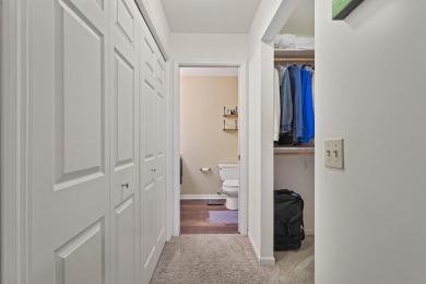 Welcome home to this adorable and well-maintained 2-bedroom on Ironhorse Golf Course in Illinois - for sale on GolfHomes.com, golf home, golf lot