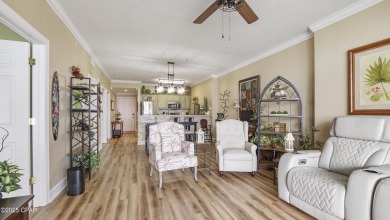 This beautifully updated 2-bedroom, 2-bath condo offers the on Holiday Golf Club in Florida - for sale on GolfHomes.com, golf home, golf lot