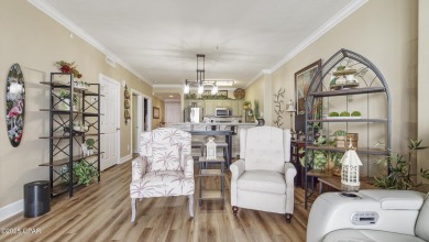 This beautifully updated 2-bedroom, 2-bath condo offers the on Holiday Golf Club in Florida - for sale on GolfHomes.com, golf home, golf lot
