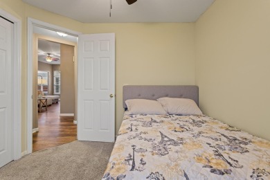 Welcome home to this adorable and well-maintained 2-bedroom on Ironhorse Golf Course in Illinois - for sale on GolfHomes.com, golf home, golf lot