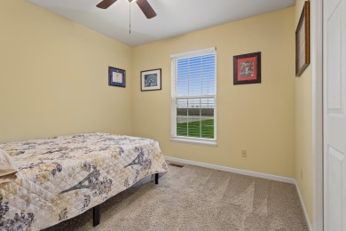Welcome home to this adorable and well-maintained 2-bedroom on Ironhorse Golf Course in Illinois - for sale on GolfHomes.com, golf home, golf lot