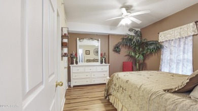 This beautifully updated 2-bedroom, 2-bath condo offers the on Holiday Golf Club in Florida - for sale on GolfHomes.com, golf home, golf lot