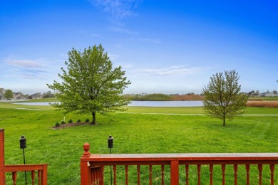 Welcome home to this adorable and well-maintained 2-bedroom on Ironhorse Golf Course in Illinois - for sale on GolfHomes.com, golf home, golf lot