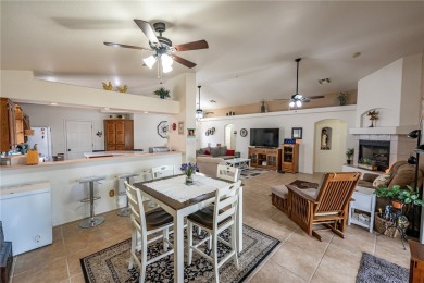 LOVELY 3-BED, 2-BATH HOME IN A GREAT SPOT!! This well-kept on Cerbat Cliffs Golf Course in Arizona - for sale on GolfHomes.com, golf home, golf lot