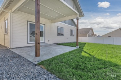 Looking for a beautiful home to call home?  The soft neutral on Scotch Pines Golf Course in Idaho - for sale on GolfHomes.com, golf home, golf lot