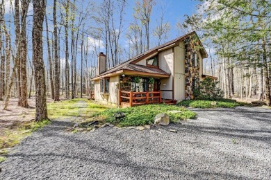 158 Flintlock Trail proudly shares the appeal of a popular on Lake Naomi Timber Trails Golf Club in Pennsylvania - for sale on GolfHomes.com, golf home, golf lot