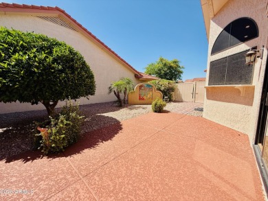 Beautiful Sierra Vista 2-Bedroom Model on the Golf Course with on Grandview Golf Course in Arizona - for sale on GolfHomes.com, golf home, golf lot
