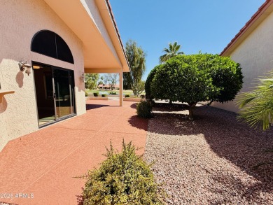 Beautiful Sierra Vista 2-Bedroom Model on the Golf Course with on Grandview Golf Course in Arizona - for sale on GolfHomes.com, golf home, golf lot