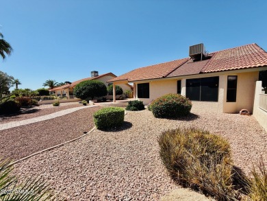 Beautiful Sierra Vista 2-Bedroom Model on the Golf Course with on Grandview Golf Course in Arizona - for sale on GolfHomes.com, golf home, golf lot