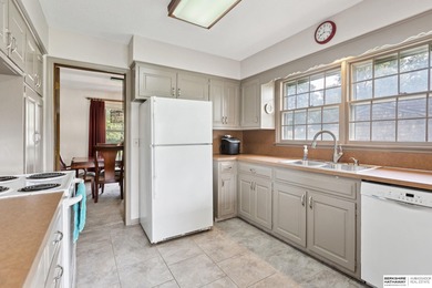 Tyson Compton, M: , tyson,   - GOLF COURSE LIVING! Welcome to on Oak Hills Country Club in Nebraska - for sale on GolfHomes.com, golf home, golf lot