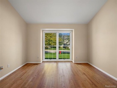 MAIN FLOOR LIVING in THE HEATHERS! This spacious condo offers a on The Heathers Club in Michigan - for sale on GolfHomes.com, golf home, golf lot