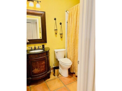 Live in Boca Pointe for under $450k! First floor villa, 2 bed/ 2 on Boca Pointe Country Club in Florida - for sale on GolfHomes.com, golf home, golf lot