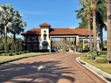 Live in Boca Pointe for under $450k! First floor villa, 2 bed/ 2 on Boca Pointe Country Club in Florida - for sale on GolfHomes.com, golf home, golf lot