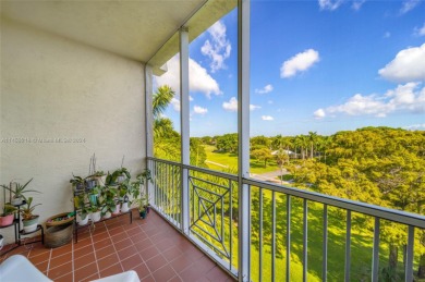Best unit in Royal Palm. Investment opportunity. Top floor on Palm-Aire Country Club and Resort - The Oaks in Florida - for sale on GolfHomes.com, golf home, golf lot