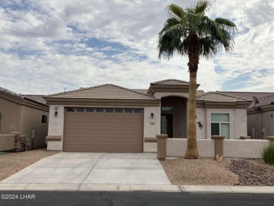 Least expensive 3 bd/2 ba home with a 2 car garage on the island on Havasu Island Golf Course in Arizona - for sale on GolfHomes.com, golf home, golf lot