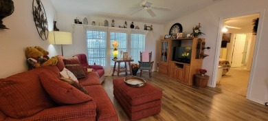 MOTIVATED Seller!!! 2Bed/2Bath+Bonus Room PET FRIENDLY! GOLF on Blue Heron Pines Golf Course in Florida - for sale on GolfHomes.com, golf home, golf lot