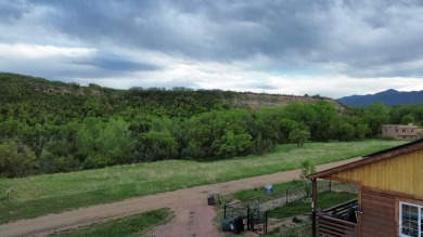 Fantastic location for an incredible newer 1 level ranch home on Hollydot Golf Course in Colorado - for sale on GolfHomes.com, golf home, golf lot