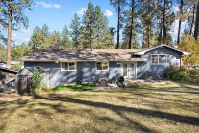 Welcome to this 4 bedroom, 3 bath home in the Fairwood Park on Spokane Country Club in Washington - for sale on GolfHomes.com, golf home, golf lot